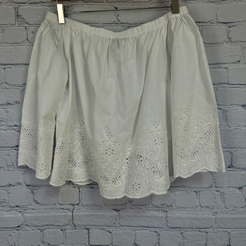 Forever 21 Womens Cold Shoulder Broderie Anglaise Lace Blouse, Size Small, White